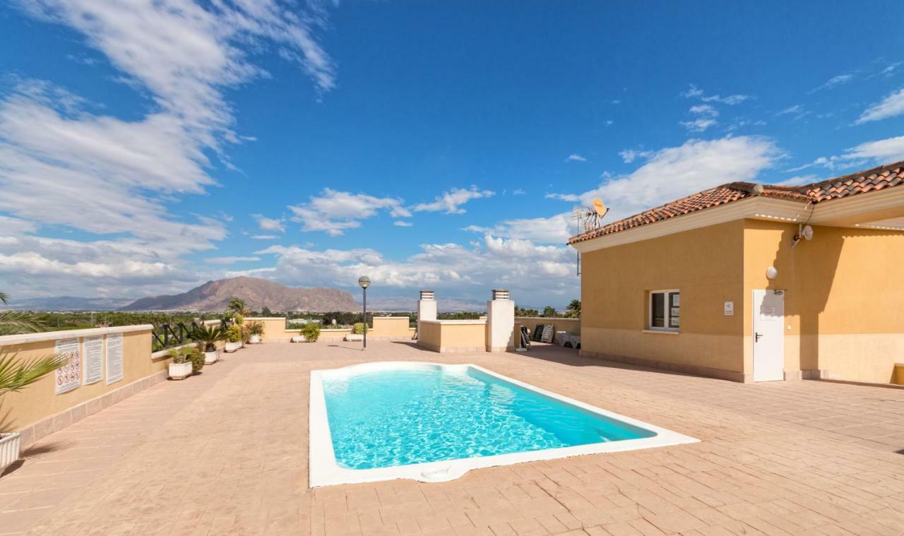 Апартаменты Residential Jardin Del Pintor - La Casa Amarilla Jacarilla Экстерьер фото